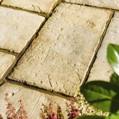 StoneFlair by Bradstone Old Town Paving Weathered Limestone Patio Pack