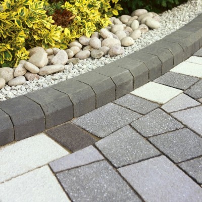 StoneFlair by Bradstone Panache Block Paving Black Textured Mixed Size Pack
